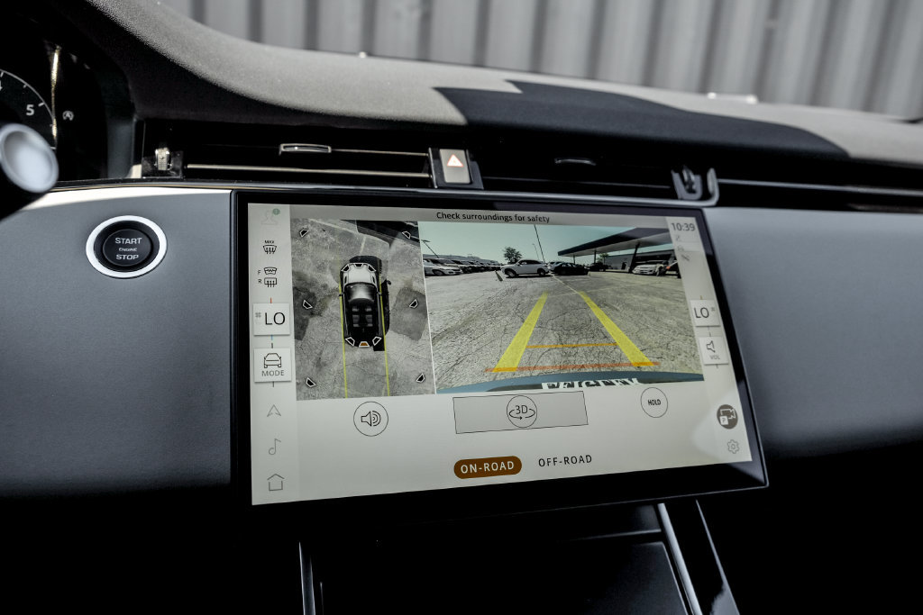New 2026 Land Rover Range Rover Evoque Hoxton AWD/4WD image 14