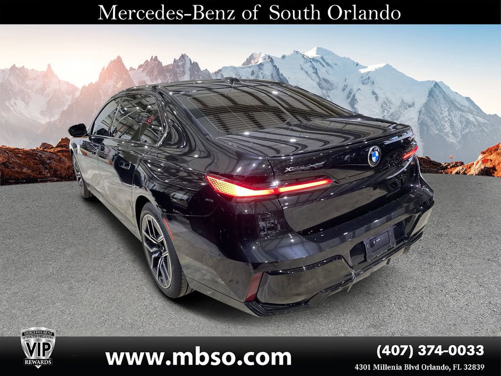 Used 2024 BMW 740i xDrive w/ Executive Package image 15