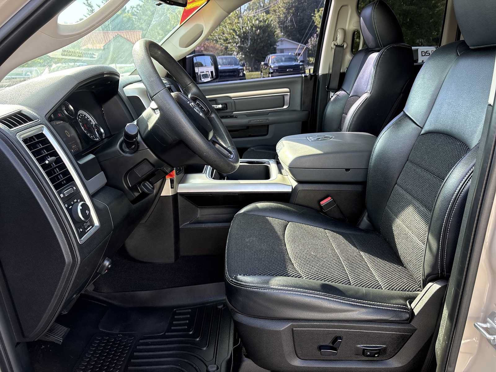 Used 2019 RAM 1500 Warlock w/ Electronics Group AWD/4WD image 17
