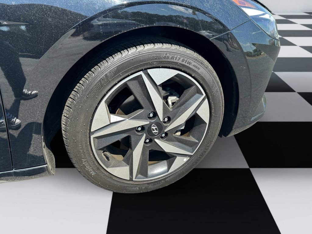 Used 2023 Hyundai Elantra SEL w/ Convenience Package FWD image 6