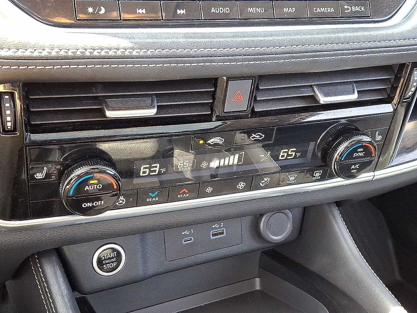 Used 2022 Nissan Rogue SL w/ SL Premium Package image 17