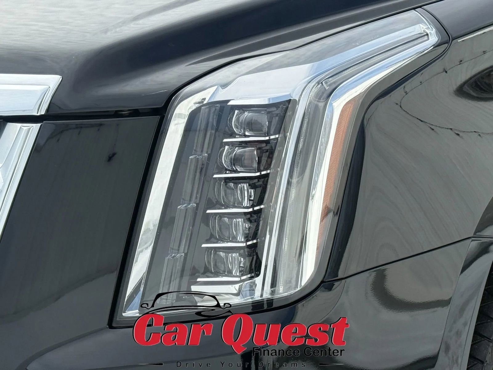 Used 2016 Cadillac Escalade Luxury image 26