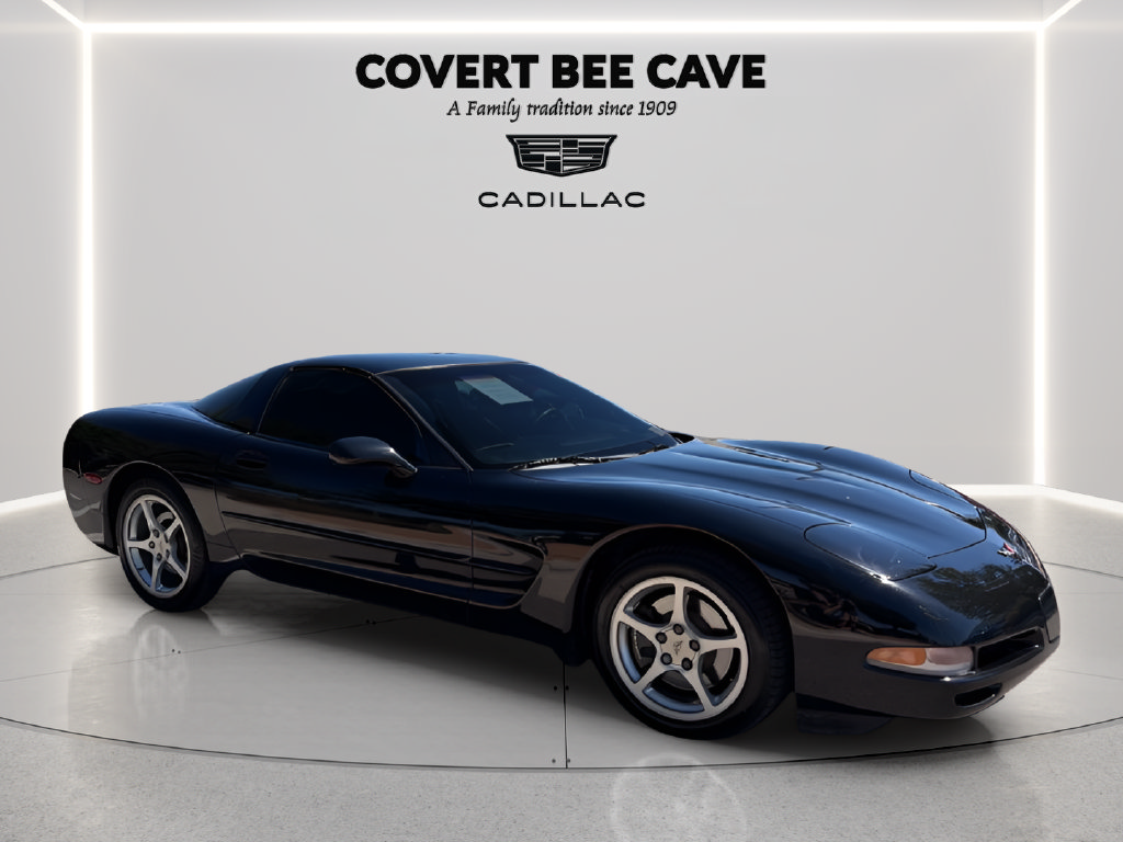 Used 2000 Chevrolet Corvette Coupe w/ Roof Pkg RWD image 11