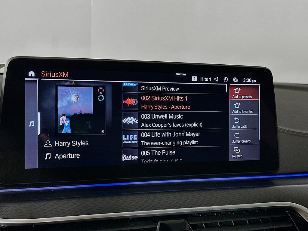 Used 2023 BMW M550i xDrive w/ Executive Package AWD/4WD image 21