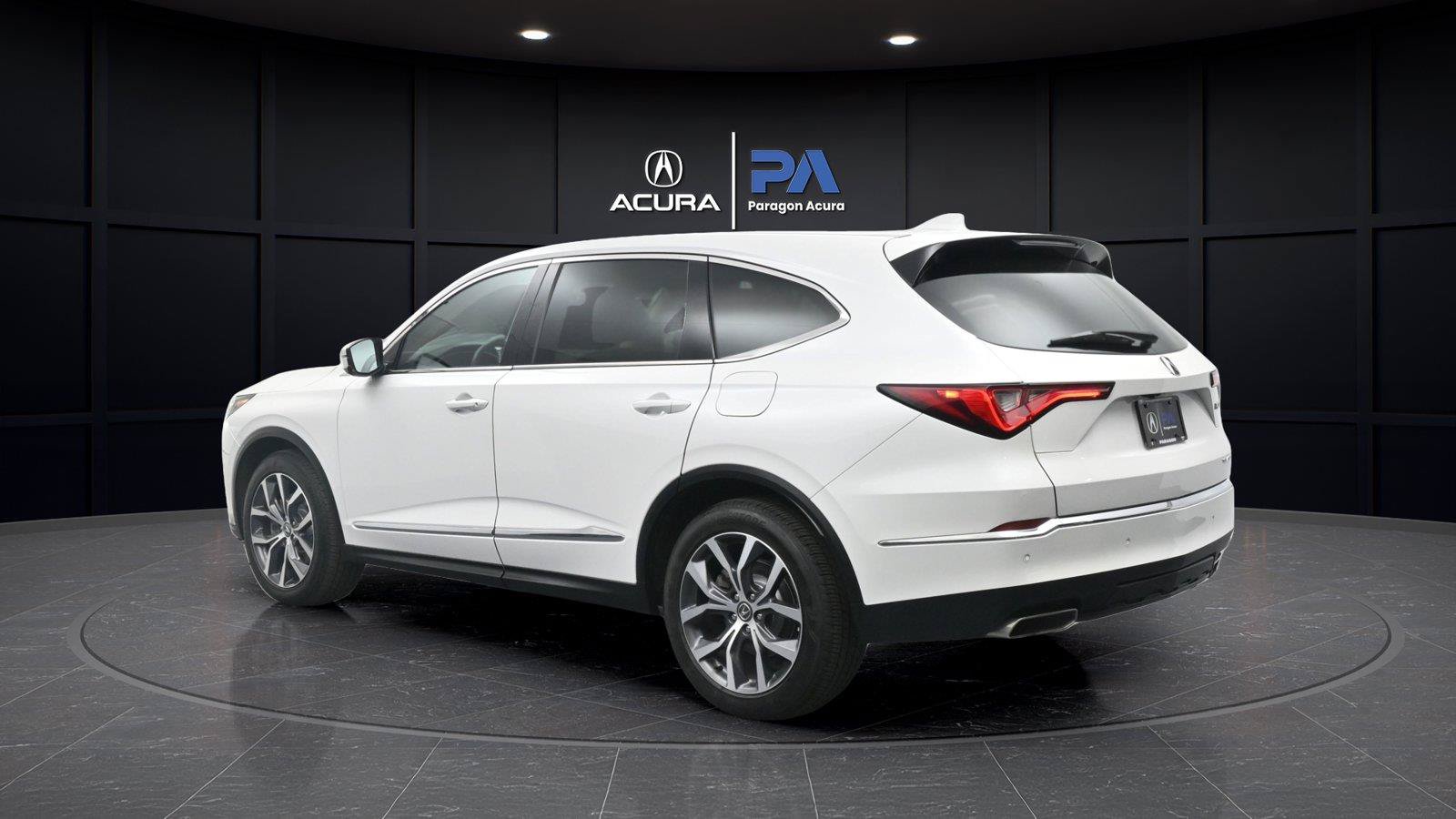 Used 2024 Acura MDX SH-AWD w/ Technology Package image 25