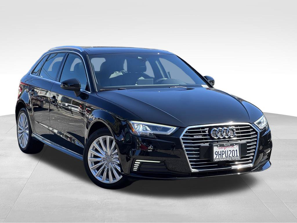 Used 2017 Audi A3 e-tron Prestige FWD image 7