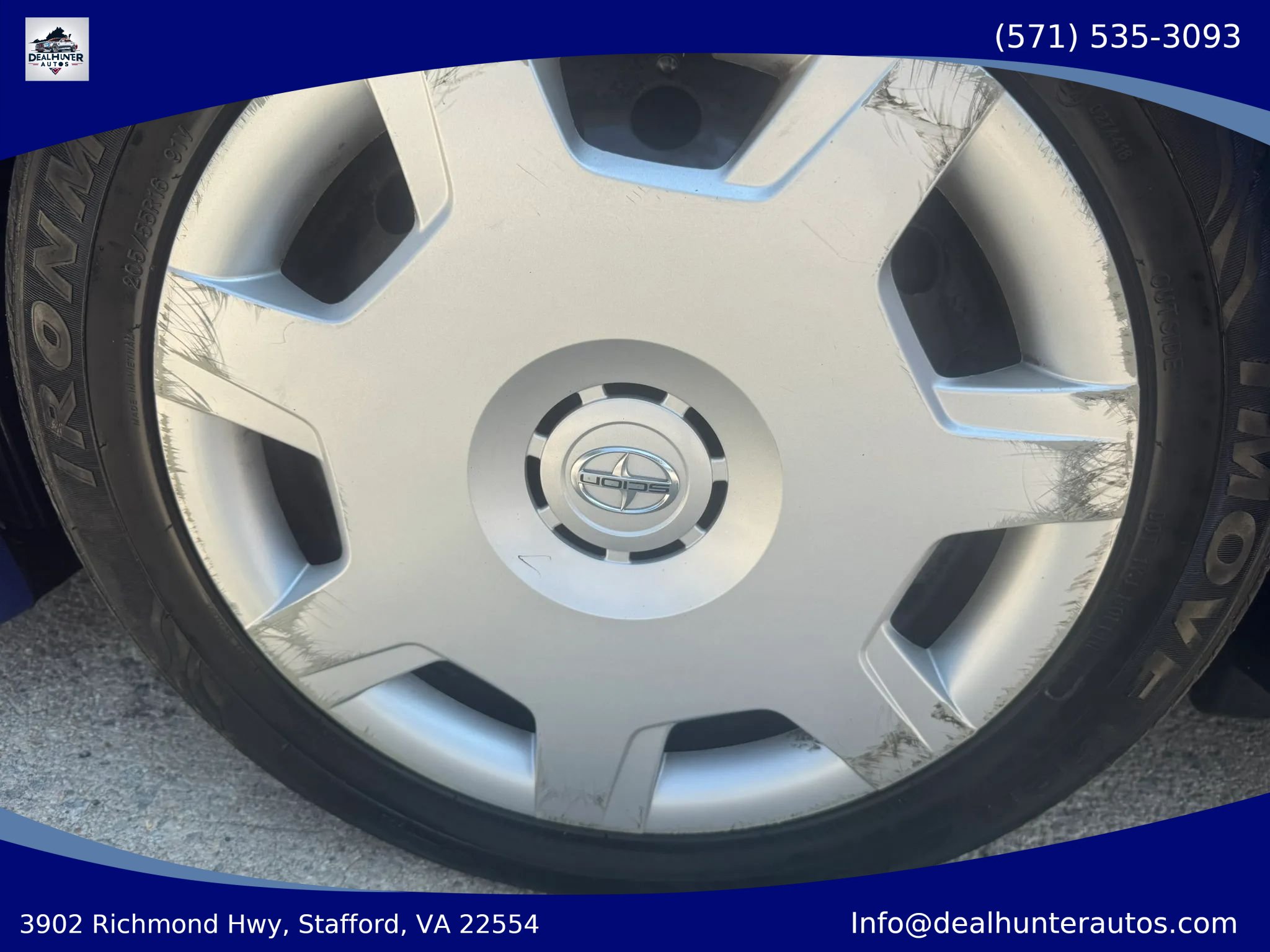 Used 2010 Scion xB FWD image 11