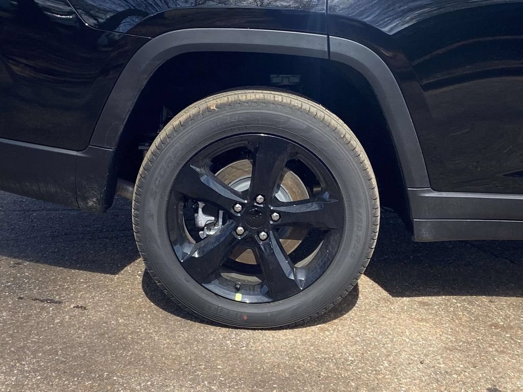 New 2026 Jeep Grand Cherokee L Limited w/ Limited Altitude Package RWD image 37