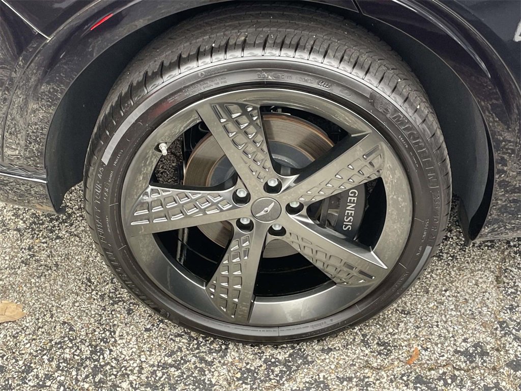 Certified 2024 Genesis GV70 3.5T Sport w/ Sport Advanced Package image 9