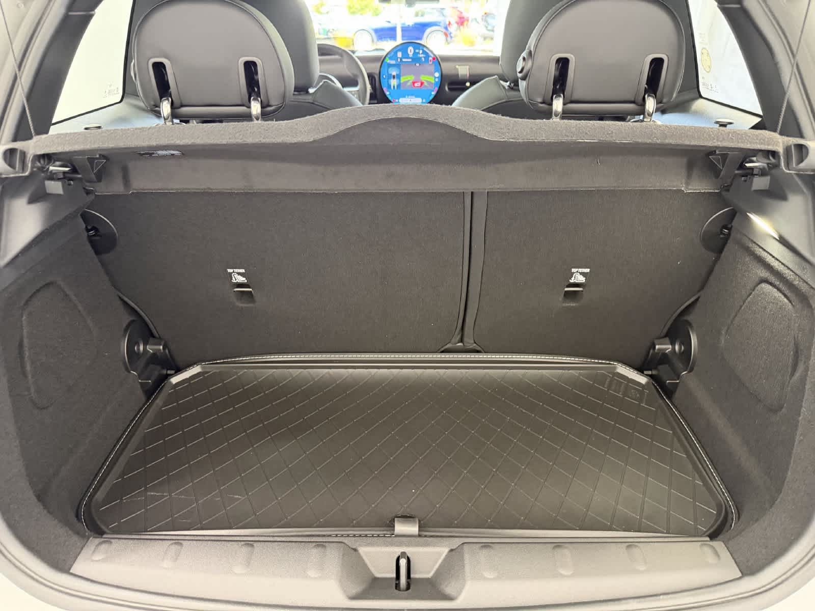 New 2026 MINI Cooper 2-Door Hardtop FWD image 5