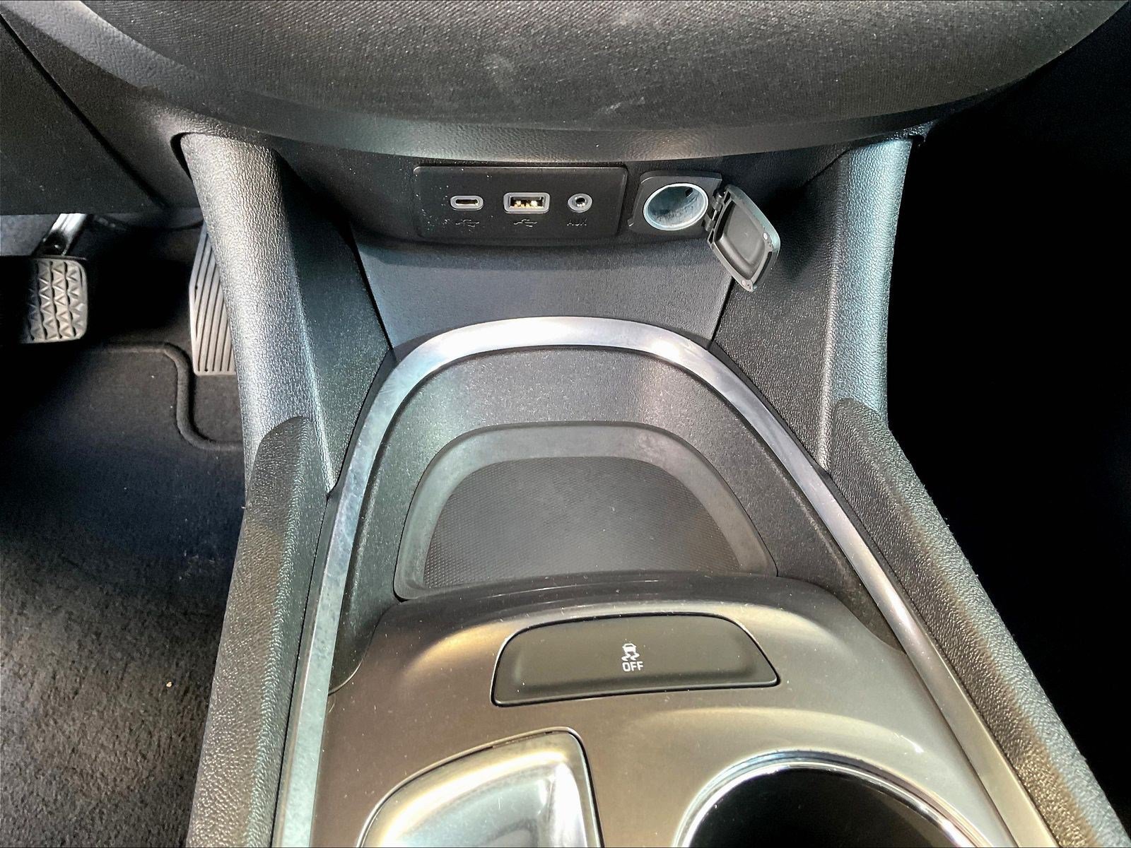 Used 2020 Chevrolet Malibu LT w/ Redline Edition FWD image 15