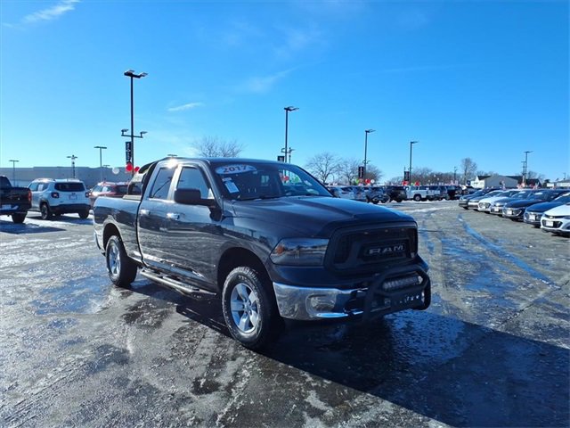 Used 2017 RAM 1500 Classic SLT image 5