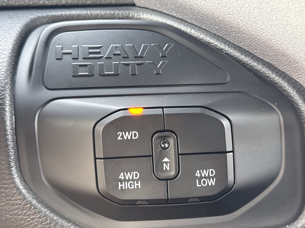 Used 2025 RAM 5500 4x4 Crew Cab image 21