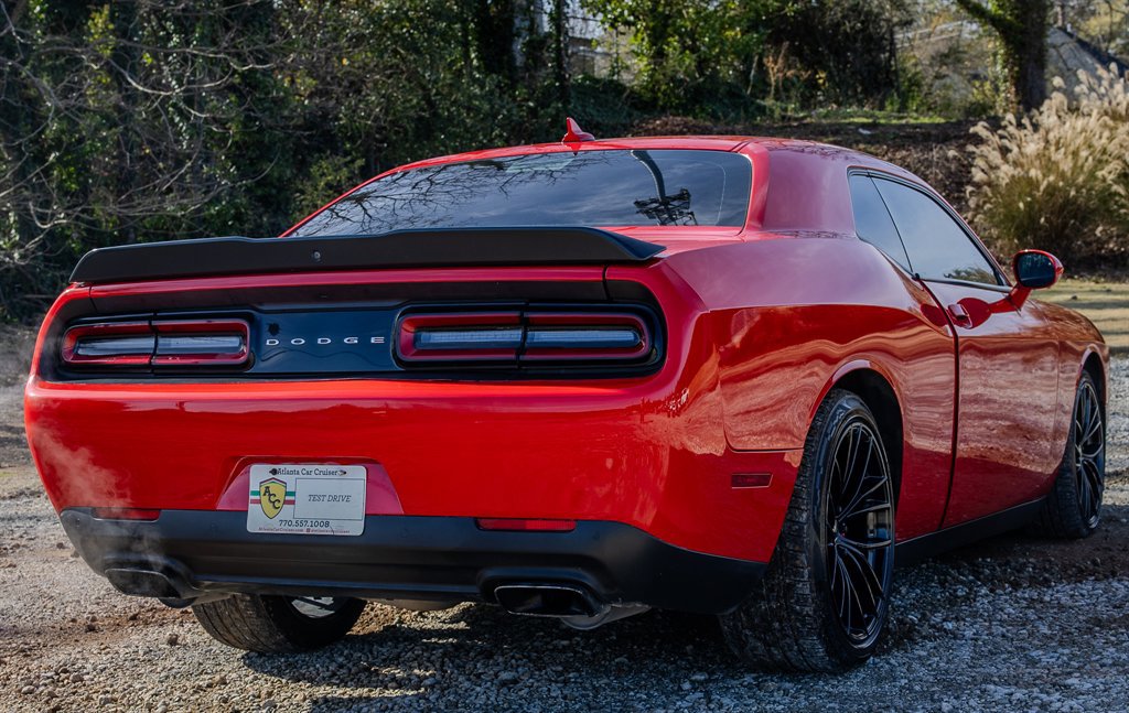Used 2022 Dodge Challenger R/T w/ Plus Package RWD image 5