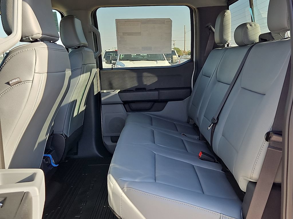 New 2026 Ford F550 4x4 Crew Cab Super Duty image 16