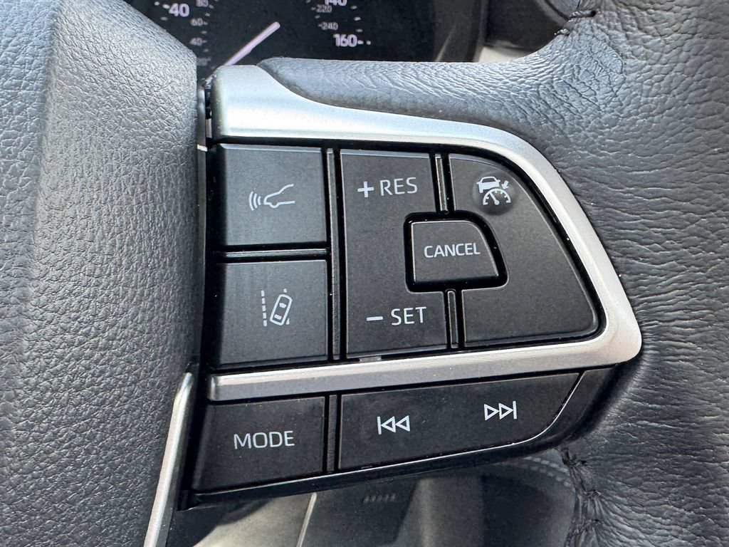 Used 2021 Toyota Sienna XLE w/ XLE Plus Package AWD/4WD image 29
