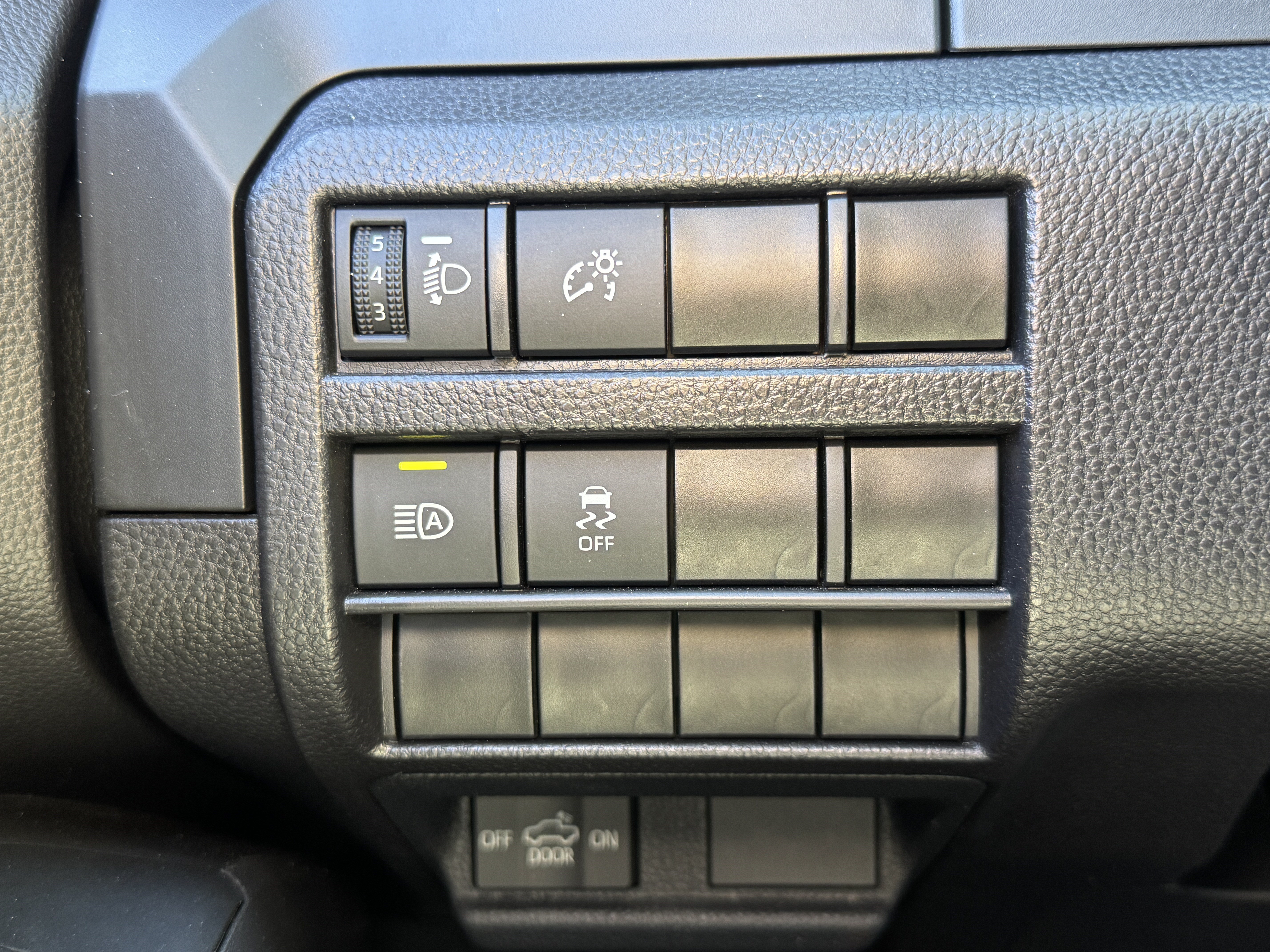 Certified 2024 Toyota Tacoma SR AWD/4WD image 42