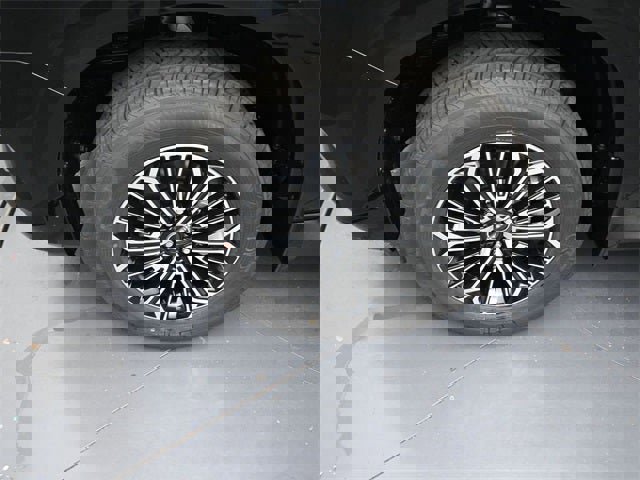 New 2026 Nissan Armada SL w/ Captain's Chari Seat Package image 39