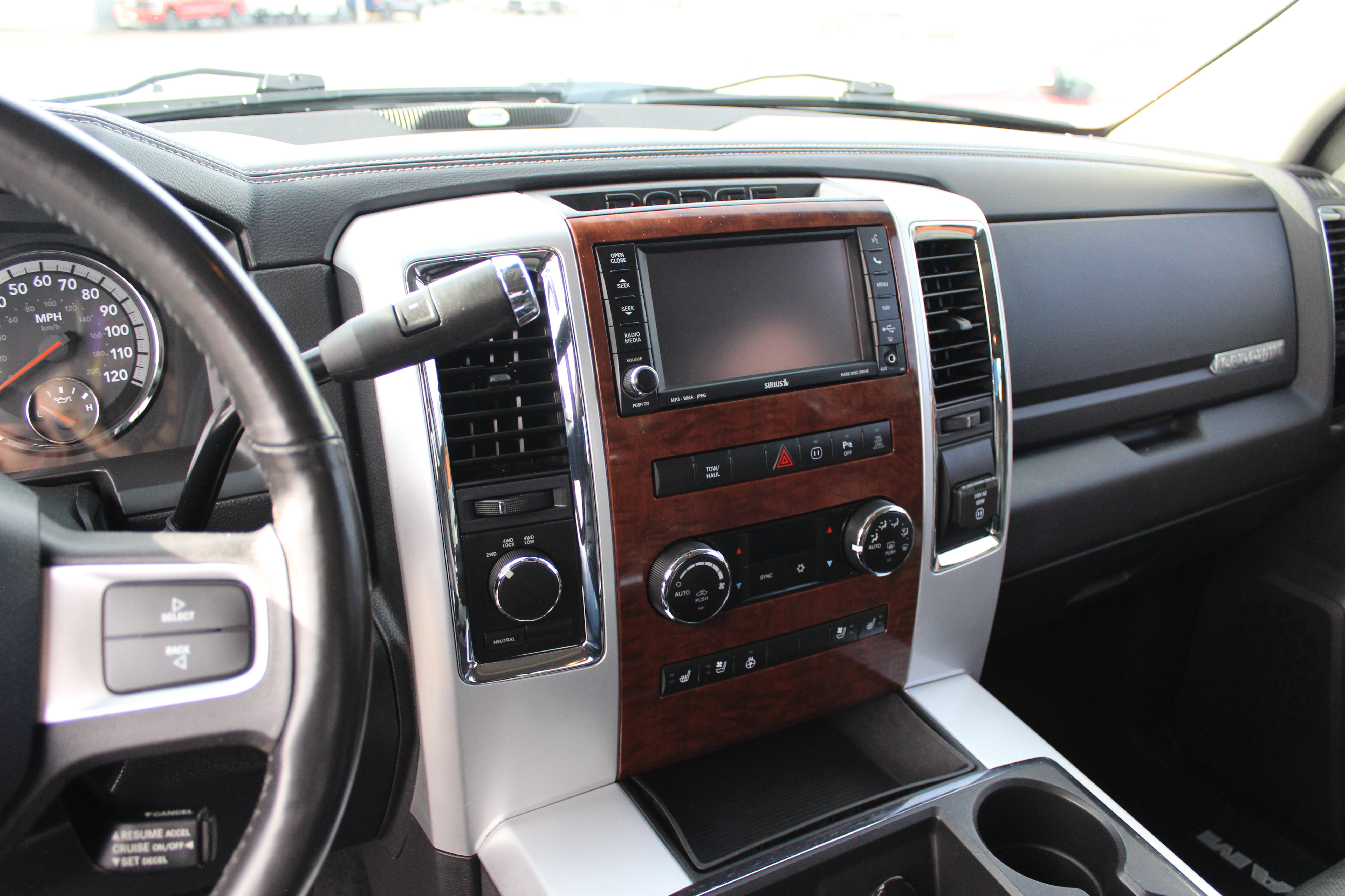 Used 2011 RAM 2500 Laramie w/ Protection Group image 24