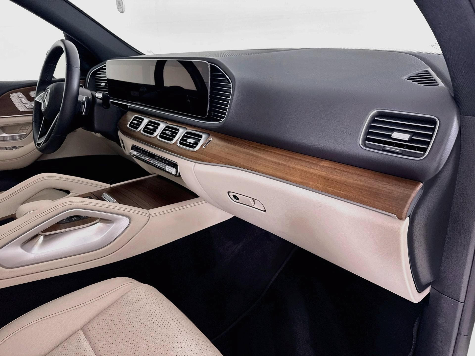 Certified 2026 Mercedes-Benz GLE 350 4MATIC image 31