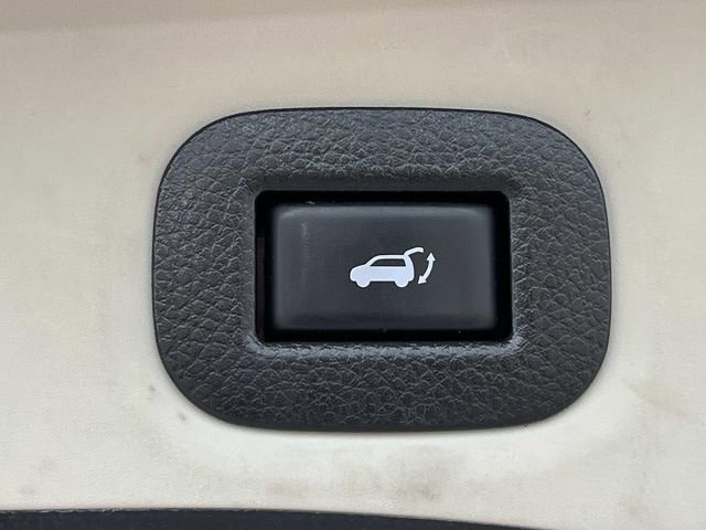 Used 2019 Nissan Rogue SV FWD image 12