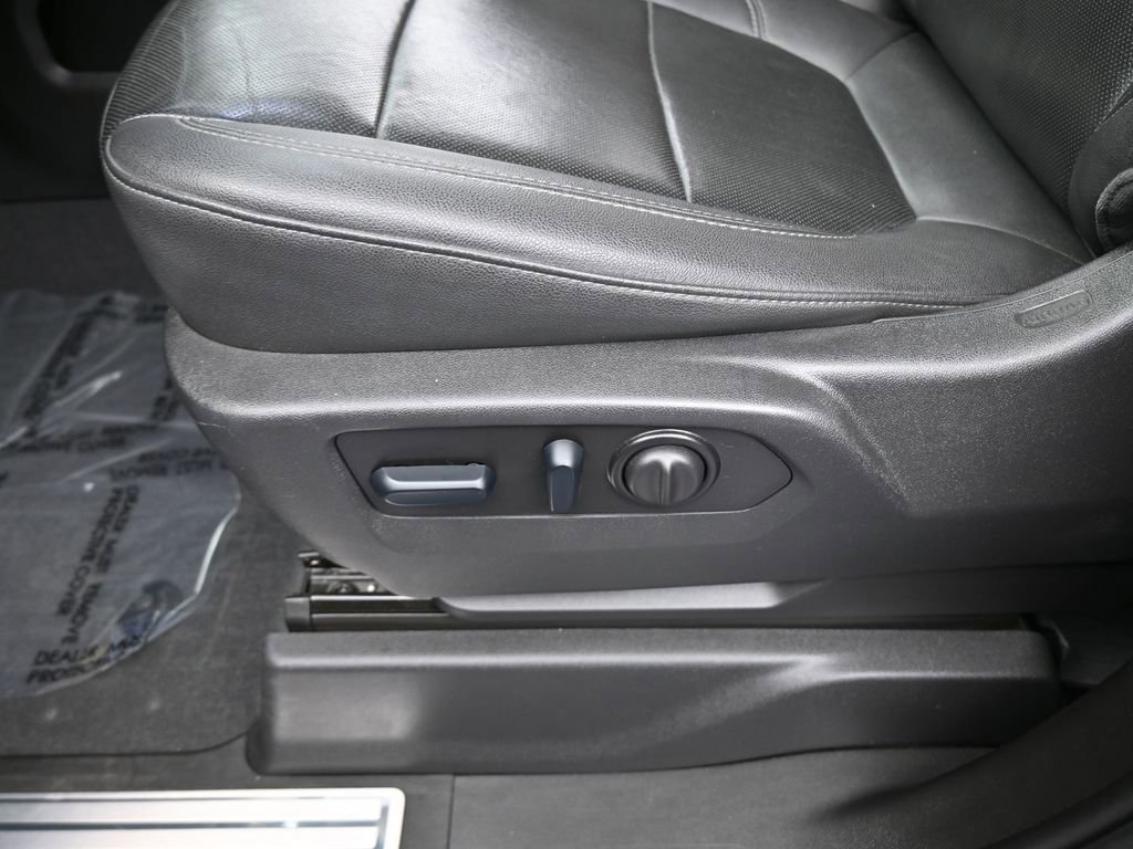 Used 2023 Chevrolet Silverado 2500 LTZ image 18