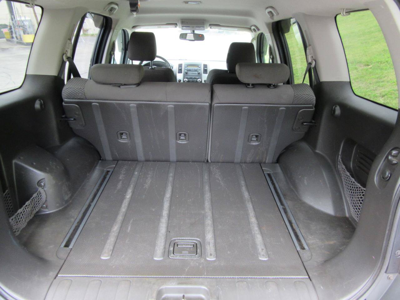 Used 2011 Nissan Xterra PRO-4X AWD/4WD image 11