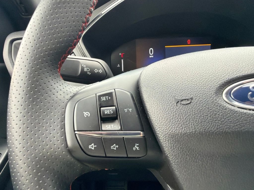 Used 2025 Ford Escape ST-Line FWD image 21