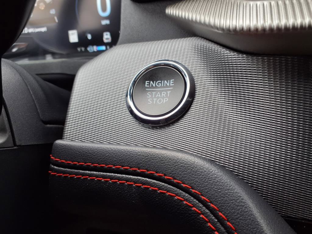 Used 2025 Ford Explorer ST image 17