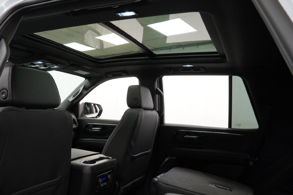 New 2026 Chevrolet Tahoe High Country AWD/4WD image 14