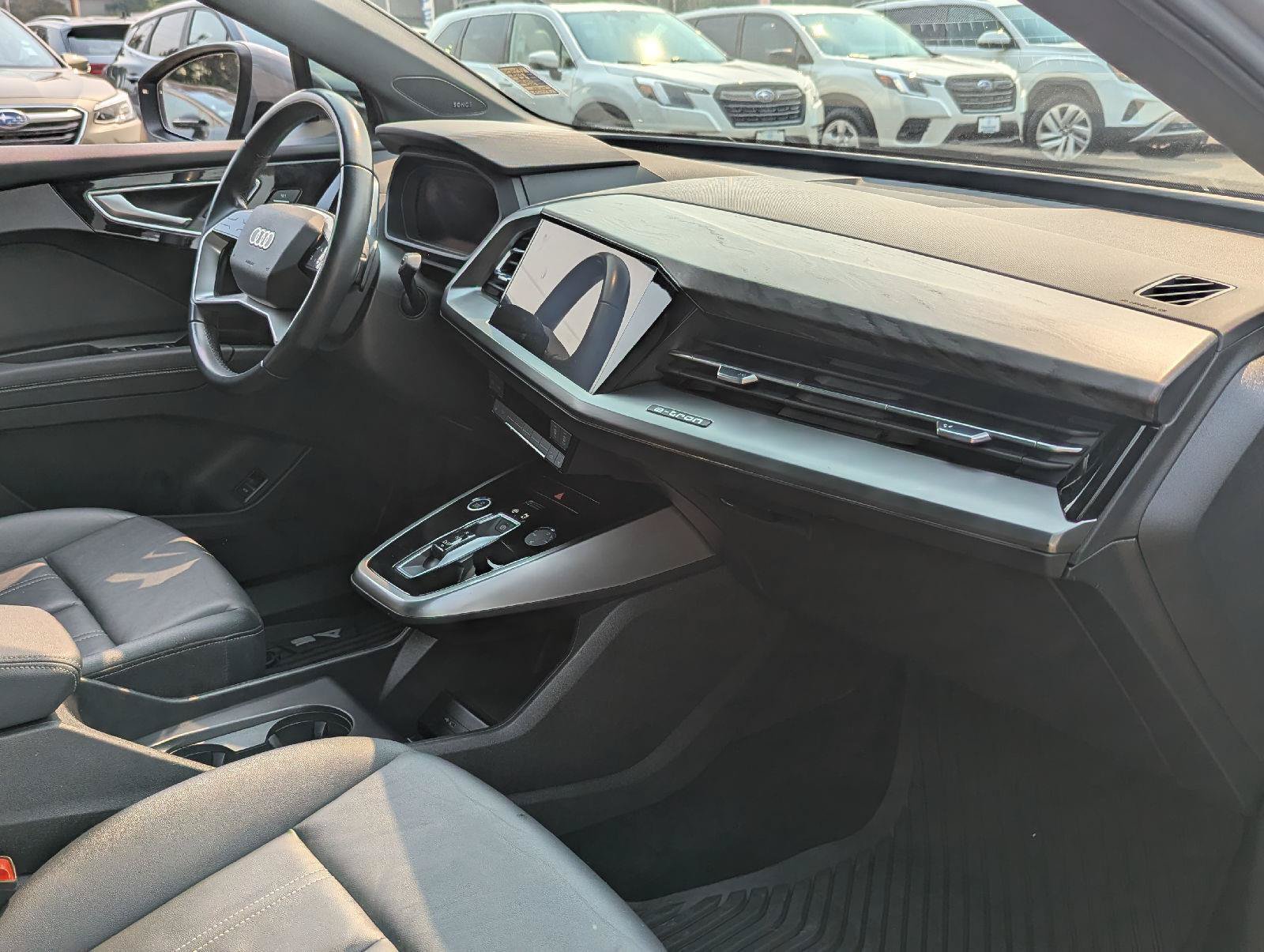Used 2023 Audi Q4 e-tron Premium Plus w/ Premium Plus RWD image 41