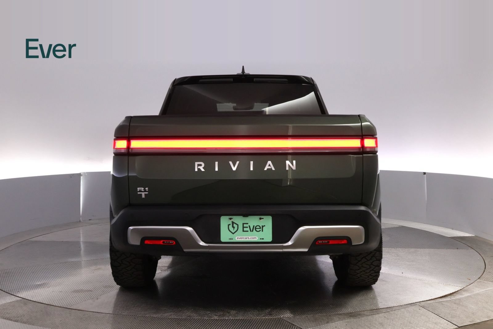 Used 2023 Rivian R1T Adventure Dual AWD/4WD image 15