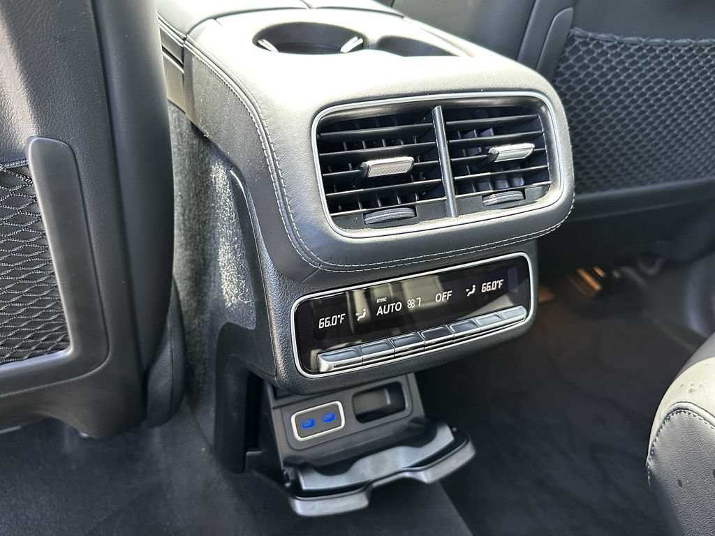 Certified 2025 Mercedes-Benz GLS 450 4MATIC image 27