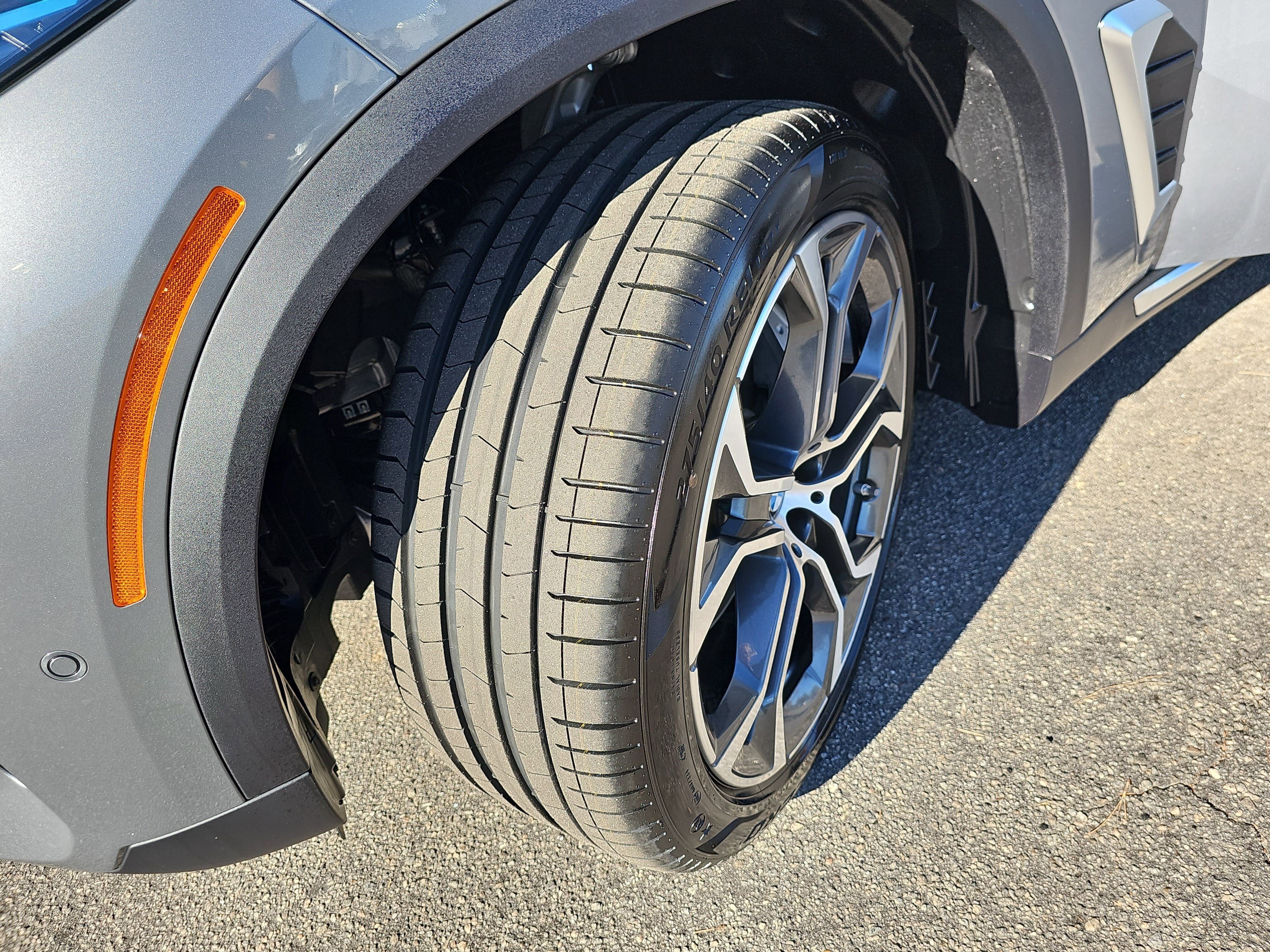 New 2026 BMW X5 xDrive50e w/ Climate Comfort Package image 35