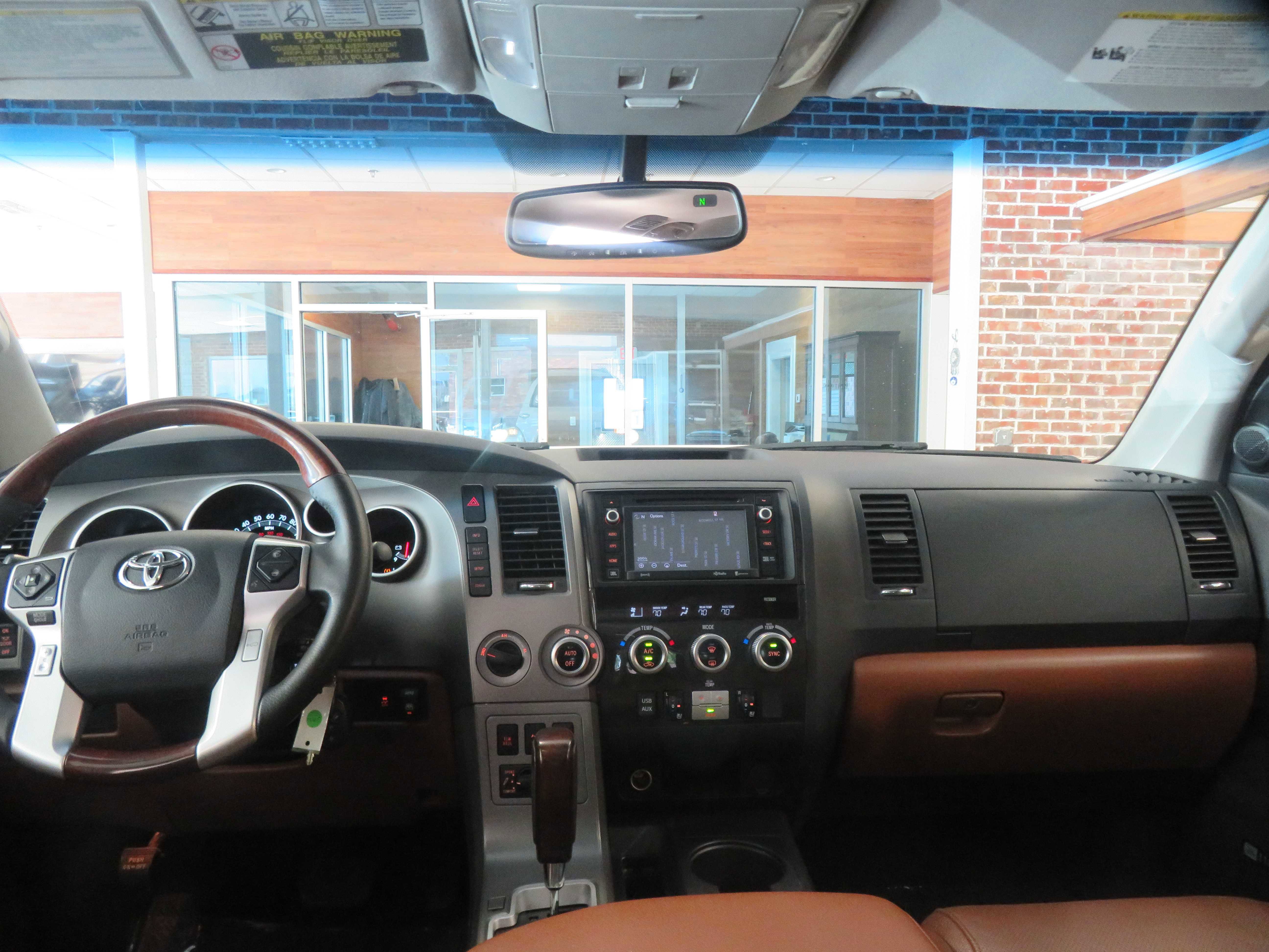 Used 2016 Toyota Sequoia Platinum AWD/4WD image 60