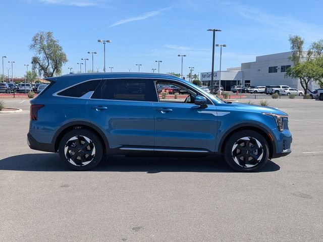 Used 2025 Kia Sorento EX w/ EX Panoramic Sunroof Package image 6