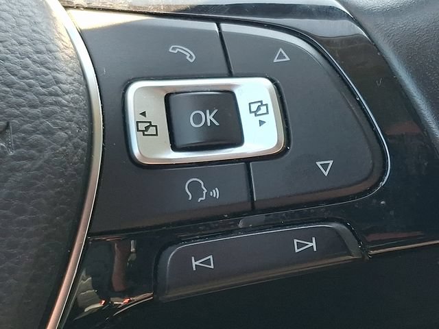 Used 2018 Volkswagen Tiguan SEL Premium AWD/4WD image 21