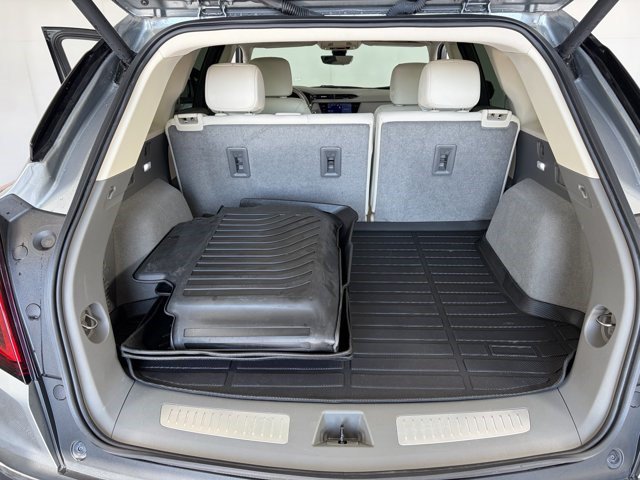 Certified 2024 Cadillac XT5 Premium Luxury w/ Technology Package AWD/4WD image 17