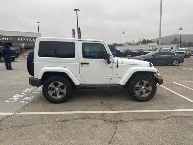 Used 2018 Jeep Wrangler Sahara w/ Connectivity Group image 5