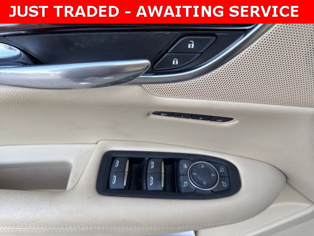 Used 2017 Cadillac XT5 Luxury w/ Driver Awareness Package image 12