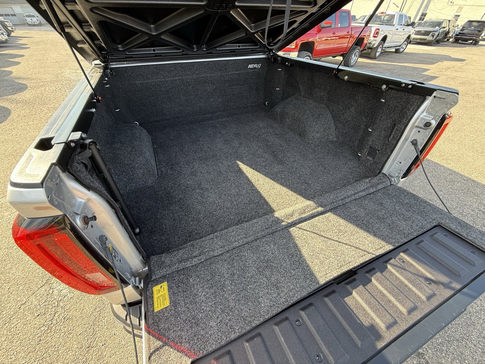 Used 2020 GMC Sierra 1500 SLT w/ SLT Premium Package image 33