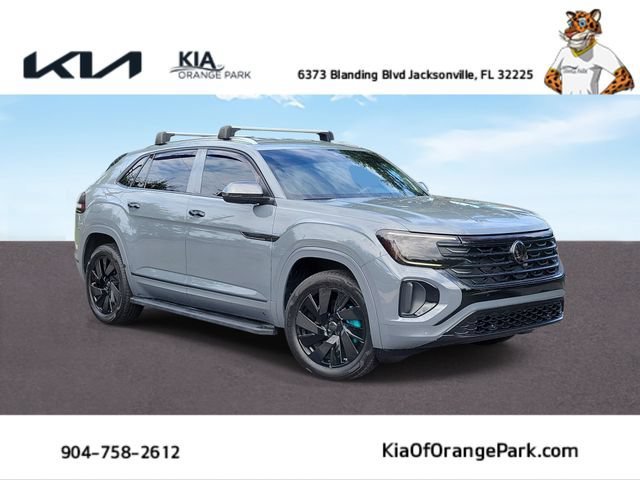 Used 2024 Volkswagen Atlas Cross Sport SE FWD image 1