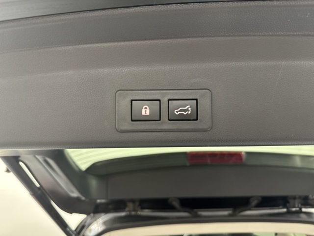 Used 2023 Subaru Ascent Limited AWD/4WD image 34
