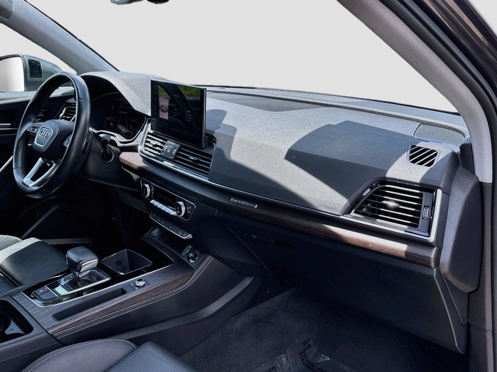 Used 2024 Audi Q5 2.0T Premium Plus AWD/4WD image 30
