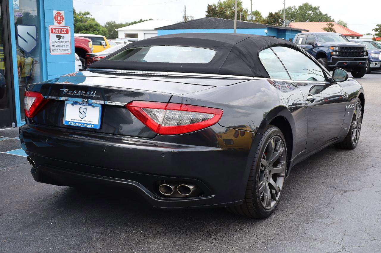 Used 2015 Maserati GranTurismo Convertible RWD image 7