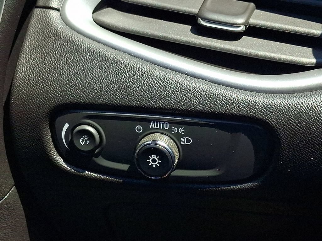 Certified 2024 Chevrolet Malibu LT FWD image 29