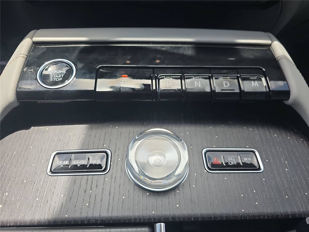 New 2027 Lincoln Navigator L Black Label RWD image 20