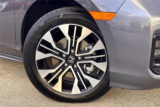New 2026 Honda Odyssey Elite image 2