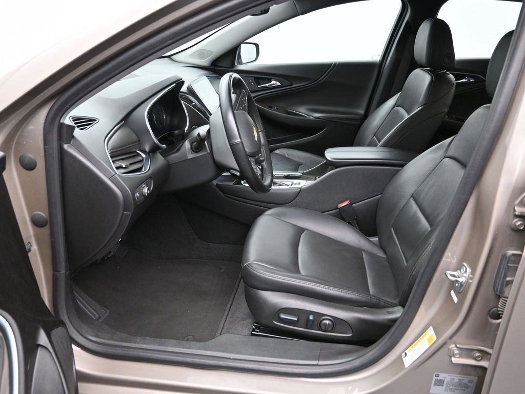 Used 2024 Chevrolet Malibu LT image 13
