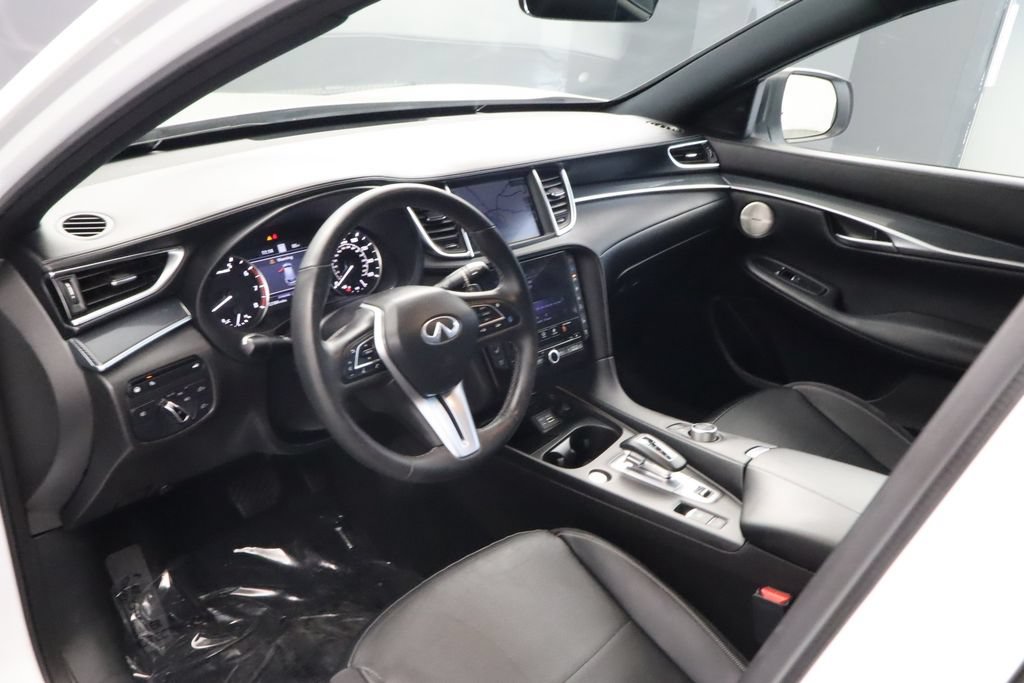 Used 2023 INFINITI QX50 Sport AWD/4WD image 16